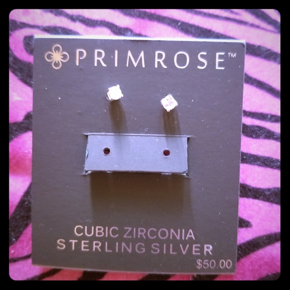Primrose  stud earrings